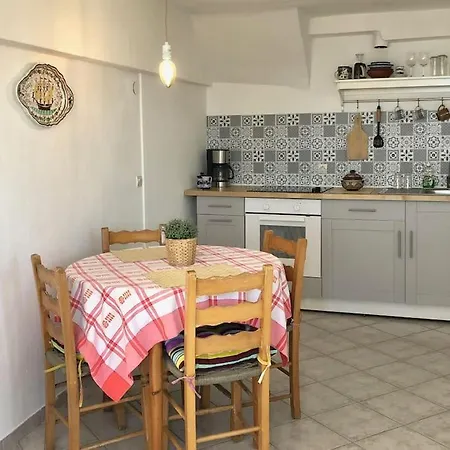 בית נופש Xydeas Panoramic Seaview House פטיטיריון